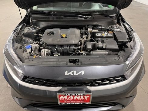 Used 2023 Kia Forte LXS image 9