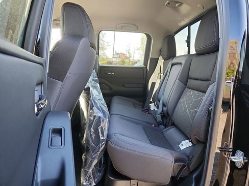 New 2026 Nissan Frontier SV image 5