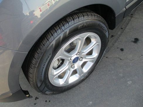 Used 2018 Ford EcoSport SE w/ SE Convenience Package image 10