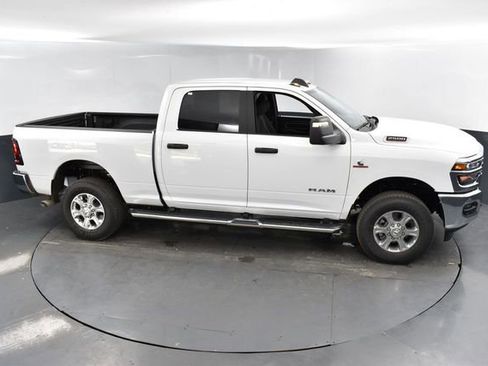 New 2025 RAM 2500 Big Horn AWD/4WD image 39