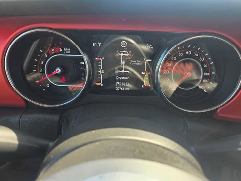 Used 2021 Jeep Wrangler Unlimited Rubicon AWD/4WD image 26