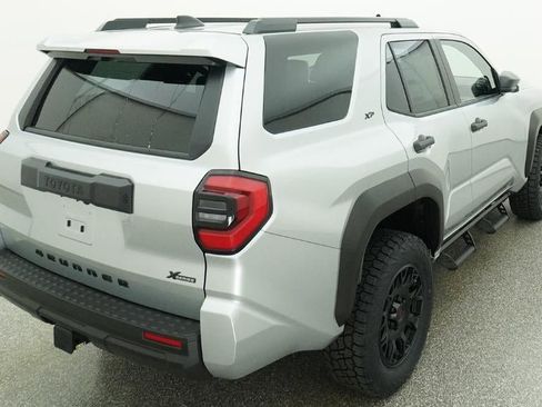 New 2026 Toyota 4Runner SR5 AWD/4WD image 8