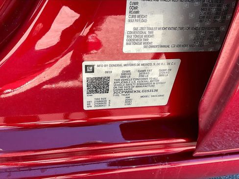 Used 2020 Chevrolet Silverado 1500 Custom w/ Custom Value Package image 32