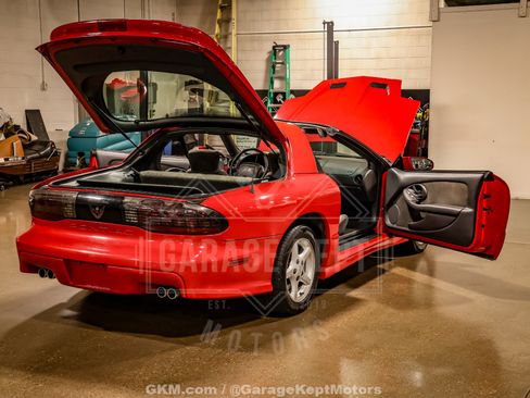 Used 1995 Pontiac Firebird Formula RWD image 68