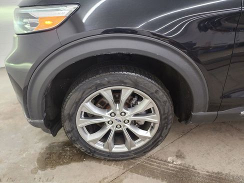 Used 2021 Ford Explorer Limited image 44