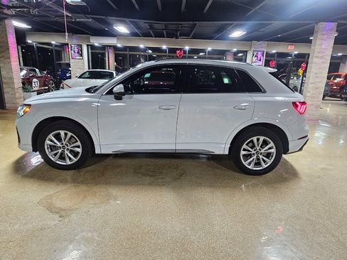Used 2021 Audi Q3 2.0T Premium Plus w/ Premium Plus Package image 4