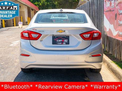 Used 2018 Chevrolet Cruze LT w/ Convenience Package image 7