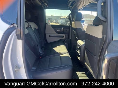 New 2026 GMC Hummer EV SUV w/ LPO, Sport Package AWD/4WD image 20