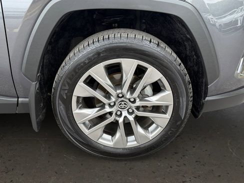 Used 2024 Toyota RAV4 XLE Premium AWD/4WD image 27