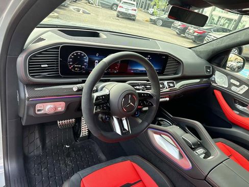 New 2025 Mercedes-Benz GLE 63 AMG S image 9
