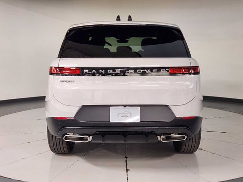 New 2026 Land Rover Range Rover Sport SE AWD/4WD image 18