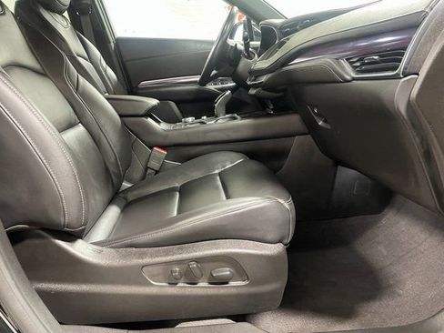 Used 2023 Cadillac XT4 Luxury w/ Driver Awareness Package image 22