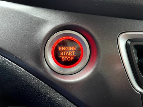 Certified 2022 Honda Pilot Sport image 16