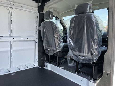 New 2025 RAM ProMaster 2500 w/ Convenience Group image 19