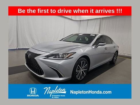 Used 2025 Lexus ES 350 w/ Premium Package image 1