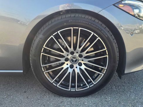 Used 2025 Mercedes-Benz C 300 4MATIC Sedan image 9
