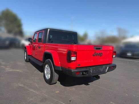 Used 2021 Jeep Gladiator Sport AWD/4WD image 5