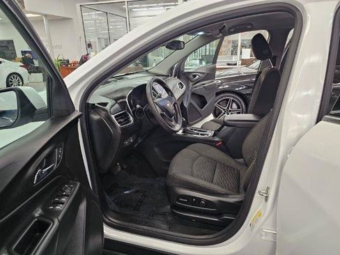 Used 2020 Chevrolet Equinox LT FWD image 29