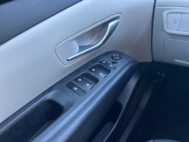 Certified 2024 Hyundai Tucson SE AWD/4WD image 12