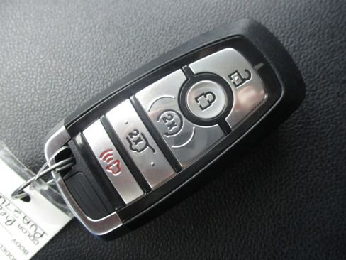 Used 2023 Ford Escape Active w/ Tech Pack #1 AWD/4WD image 42
