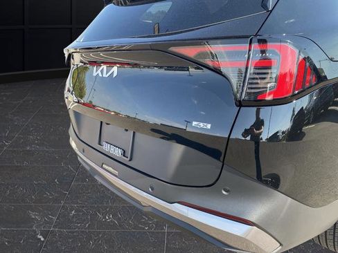 New 2026 Kia Sportage EX image 37