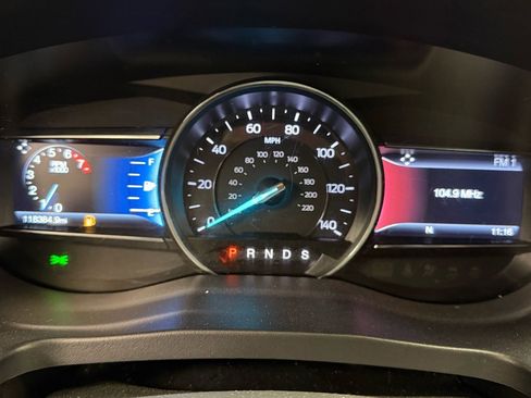 Used 2016 Ford Explorer Limited image 26