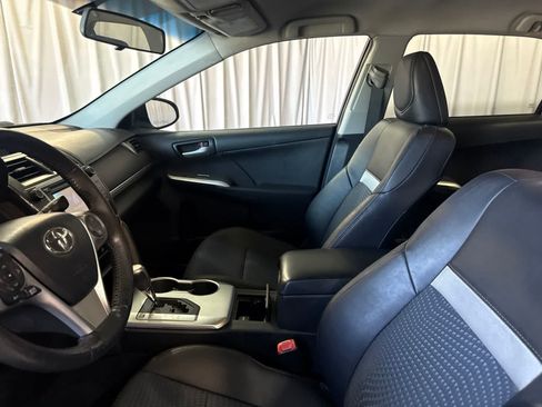 Used 2013 Toyota Camry SE FWD image 21