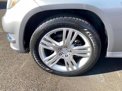 Used 2015 Mercedes-Benz GLK 350 2WD image 9