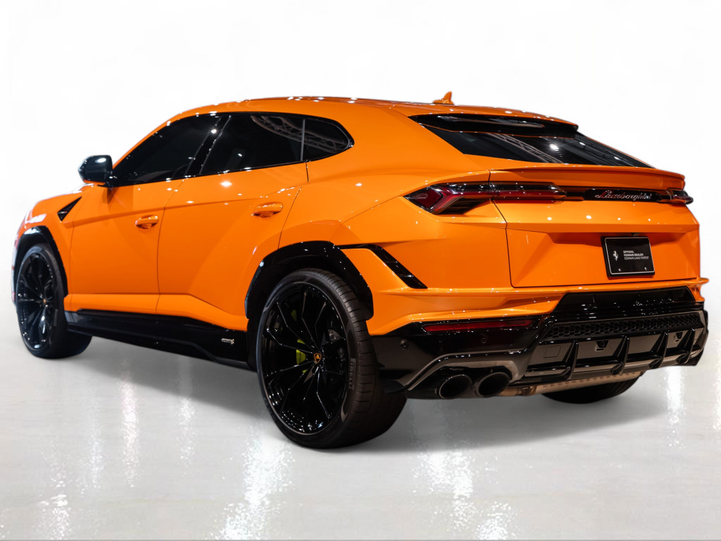 Used 2024 Lamborghini Urus S AWD/4WD image 2