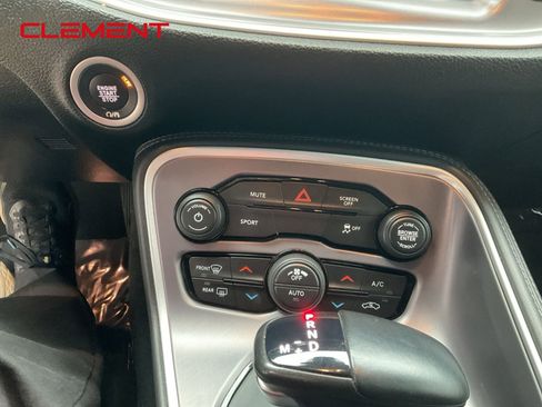 Used 2019 Dodge Challenger SXT w/ Blacktop Package image 12