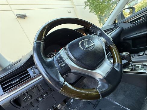 Used 2014 Lexus ES 350 w/ Luxury Package FWD image 8