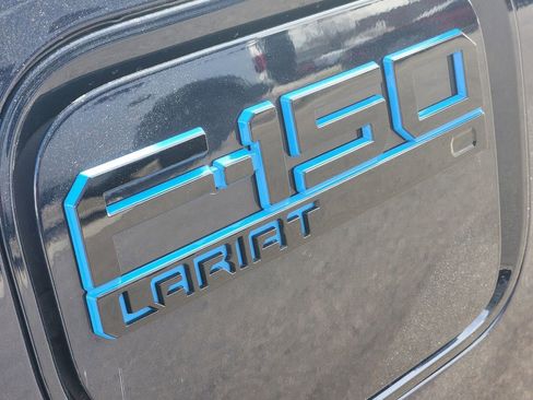 Used 2024 Ford F150 Lightning Lariat image 16