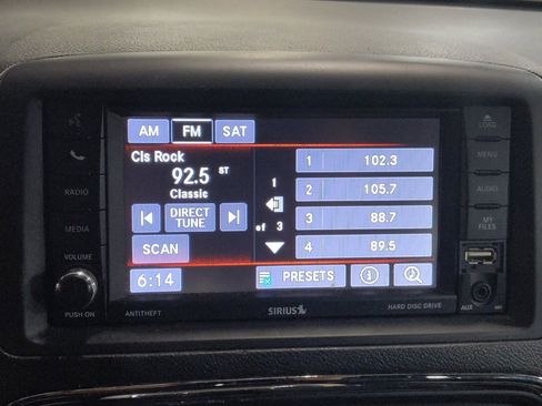 Used 2017 Dodge Grand Caravan SXT FWD image 25