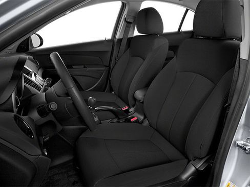 Used 2014 Chevrolet Cruze LT w/ Technology Package FWD image 11