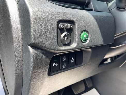 Used 2022 Honda Pilot Black Edition image 27