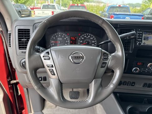 Used 2016 Nissan NV 3500 SL RWD image 17