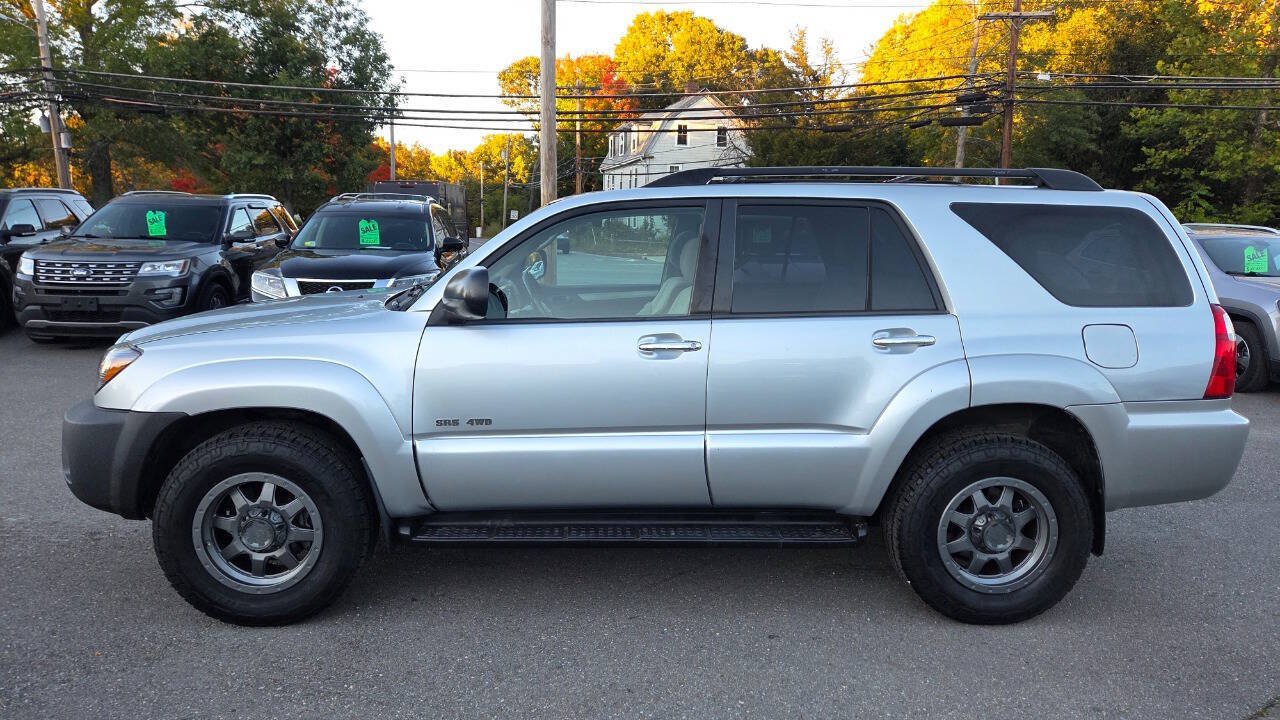 Used 2007 Toyota 4Runner SR5 AWD/4WD image 9
