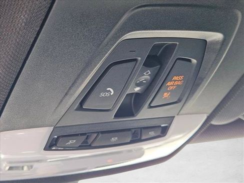 Used 2016 BMW 340i Sedan RWD image 12