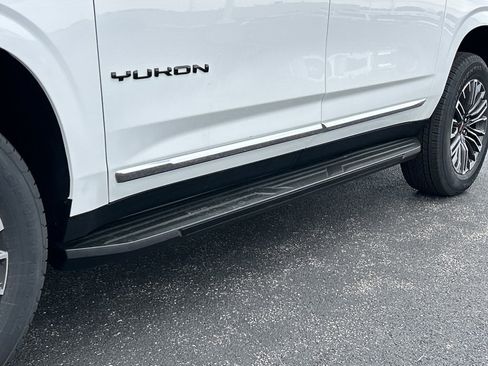 New 2026 GMC Yukon XL Elevation w/ Elevation Premium Package AWD/4WD image 14
