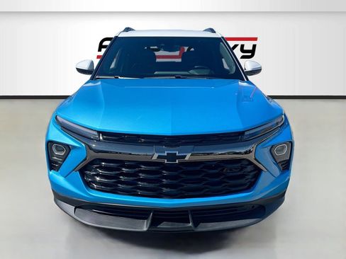 Used 2025 Chevrolet TrailBlazer ACTIV w/ Convenience Package FWD image 2