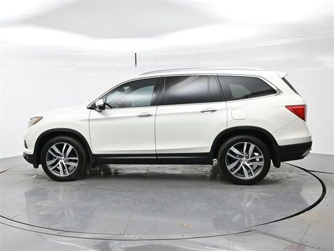 Used 2016 Honda Pilot Touring image 4