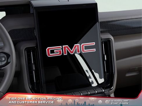 New 2025 GMC Yukon XL Elevation image 20
