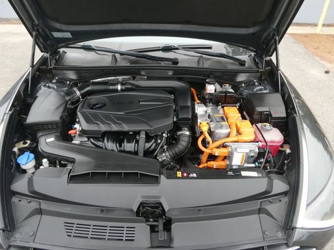 Used 2021 Hyundai Sonata Blue FWD image 32