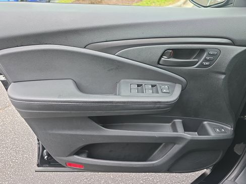 Certified 2023 Honda Passport EX-L image 27