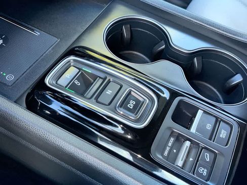 Used 2024 Honda Pilot EX-L image 20