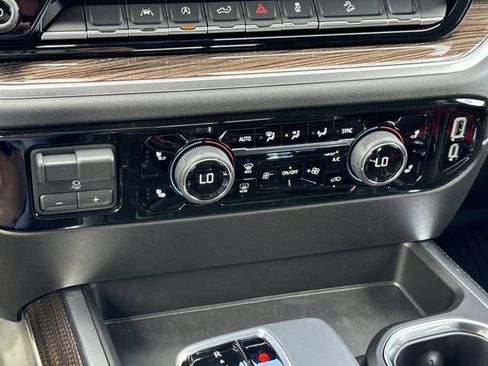 New 2026 Chevrolet Silverado 1500 RST w/ Convenience Package II AWD/4WD image 25