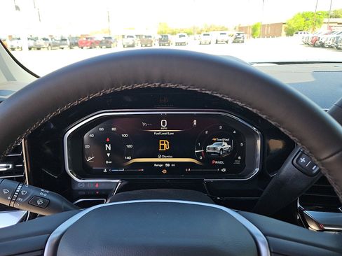 New 2026 GMC Sierra 1500 SLE image 14