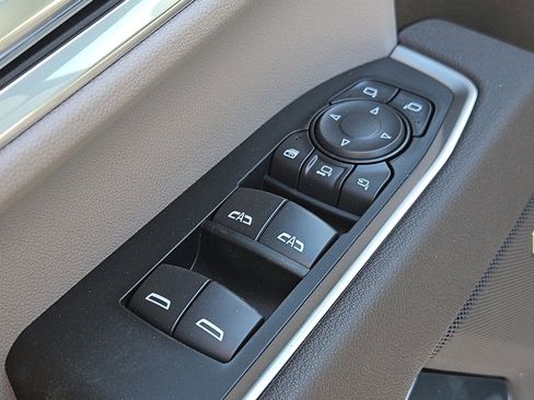 New 2026 GMC Sierra 2500 SLT w/ SLT Premium Package image 13