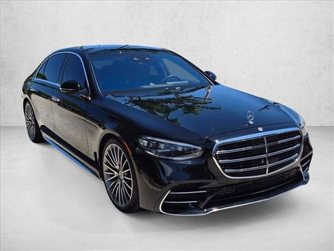 Used 2023 Mercedes-Benz S 500 4MATIC image 3