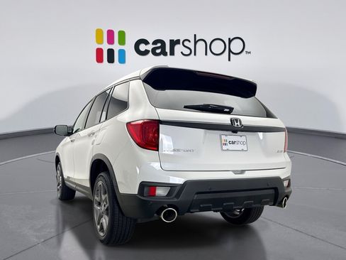 Used 2023 Honda Passport EX-L image 3
